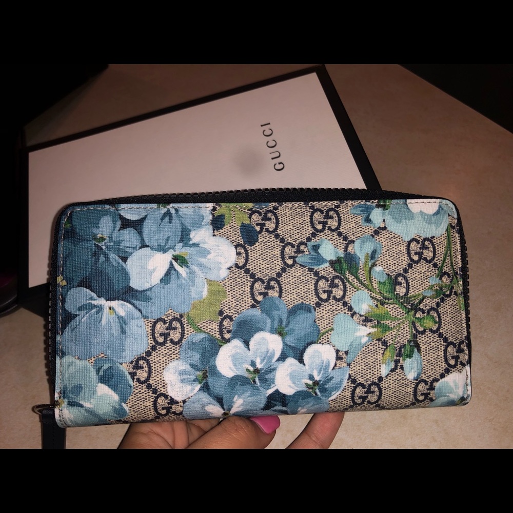 Blue Floral Monogram Gucci wallet - Picture 4 of 5